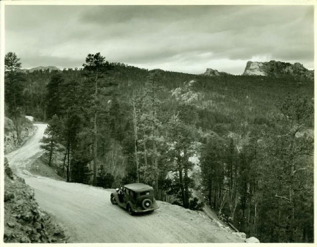 Black-Hills-SD/640x480_Mount_Rushmore construction 08.jpg